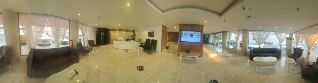 Reality Suites Даммам Екстер'єр фото